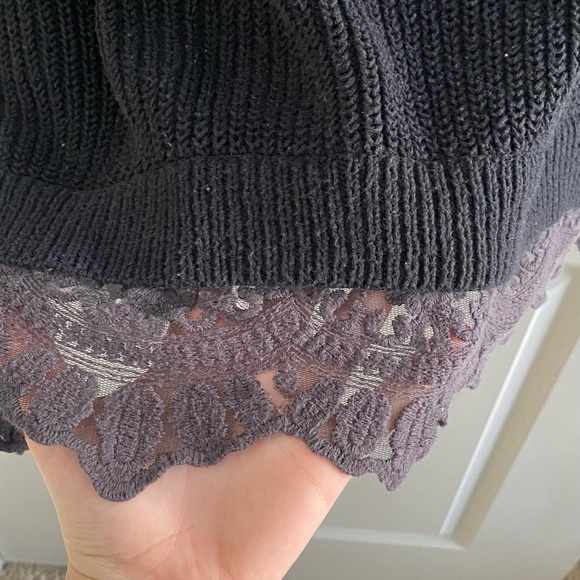 Sweater - Picture 2 of 3